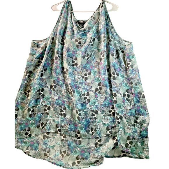 Torrid Tank Top Womens size 4x Skulls Floral Roses Sleeveless Shirt Gothic Punk - Picture 1 of 3
